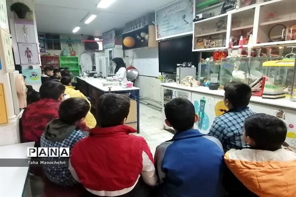 اردوی علمی دانش‌آموزان آموزشگاه علامه‌طباطبایی به پژوهشسرای خواجه نصیر شهرستان پیشوا