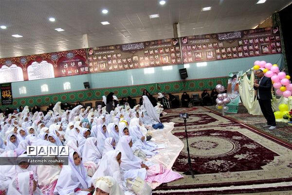 برگزاری جشن تکلیف ۴۰۰ دانش‌آموز در خلیل آباد