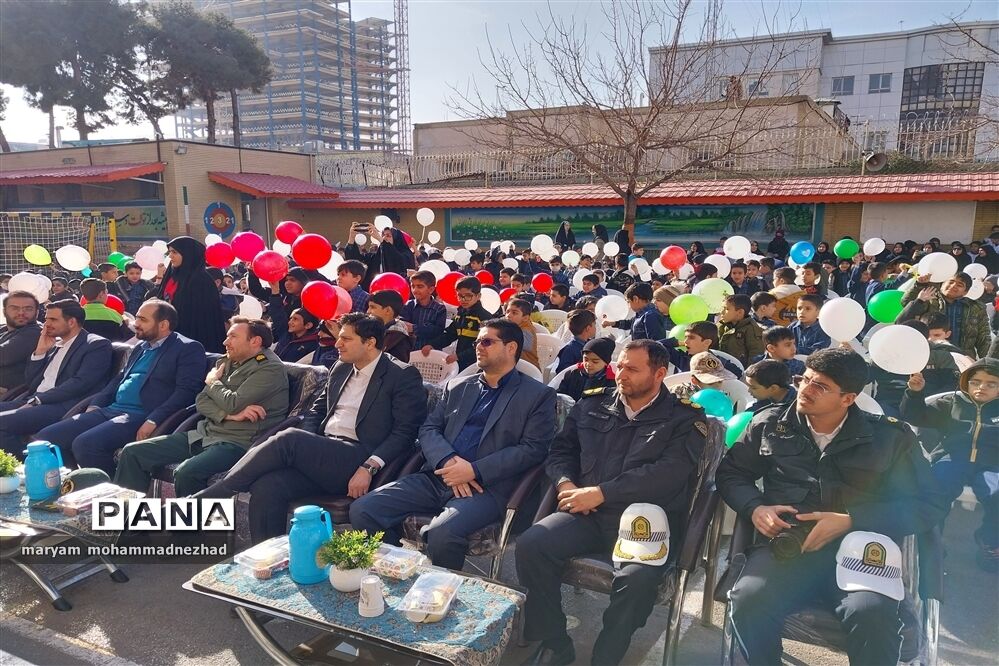 آیین نواختن زنگ مقاومت در مدارس ابتدایی خراسان رضوی