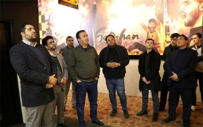 بازدید وزیر ورزش تاجیکستان از ورزشگاه نقش‌جهان