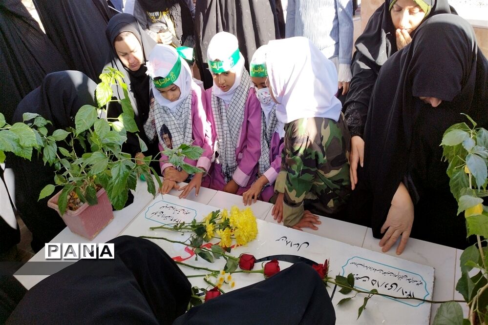 آیین رونمایی از یادمان شهید گمنام اردوگاه شهید بهشتی استان اصفهان