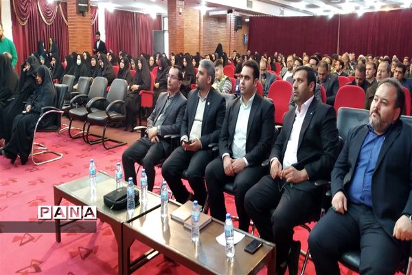 نشست کیفیت بخشی ویژه مدیران مدارس دولتی ورامین و جوادآباد