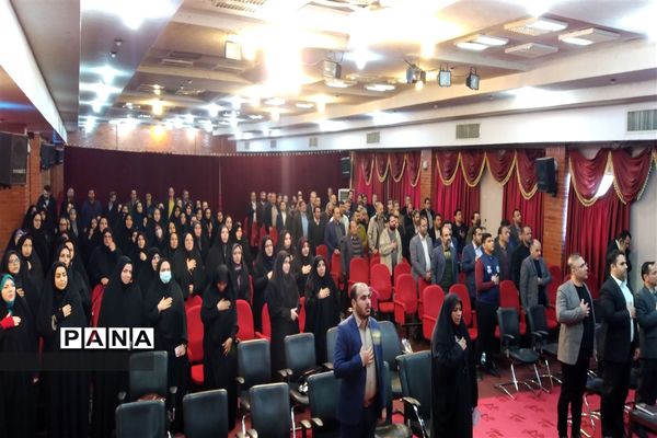 نشست کیفیت بخشی ویژه مدیران مدارس دولتی ورامین و جوادآباد