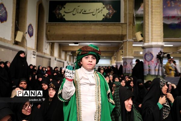 دیدار مداحان و شاعران اهل بیت‌(ع) با رهبر معظم انقلاب