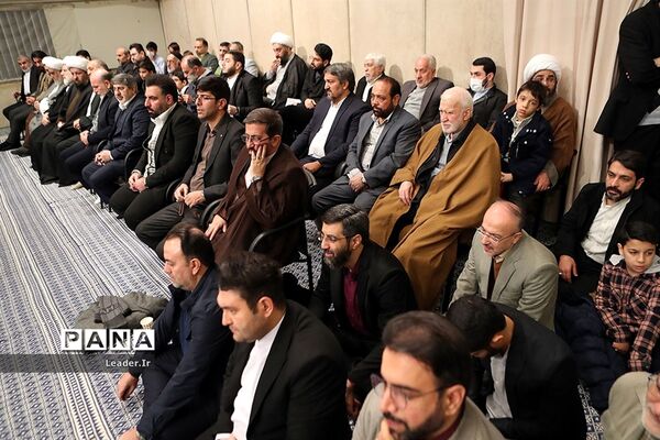 دیدار مداحان و شاعران اهل بیت‌(ع) با رهبر معظم انقلاب