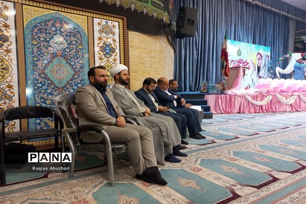 آغاز بهار بندگی و جشن تکلیف ۶۰۰ دانش‌آموز نومکلف دختر در مصای صفادشت