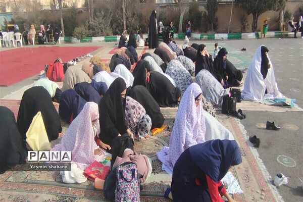 اجرای طرح مدرسه، پایگاه مسجد محله در مدرسه پنجم مهر مشهد