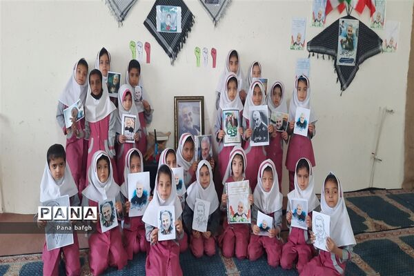 مراسم یادبود شهدای گلزار کرمان در مدارس شهرستان بافق