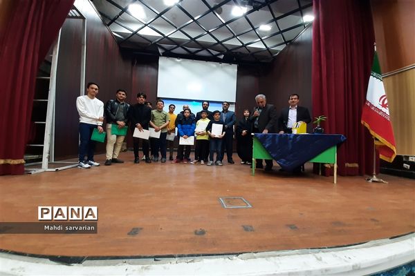 تقدیر از پژوهشگران پژوهش‌سرای رازی ناحیه ۷ مشهد مقدس در کانون سراج