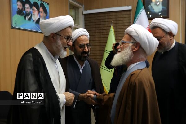 نشست علمی «منزلت حضرت زهرا(س) از نگاه امام خمینی(ره)» در قم