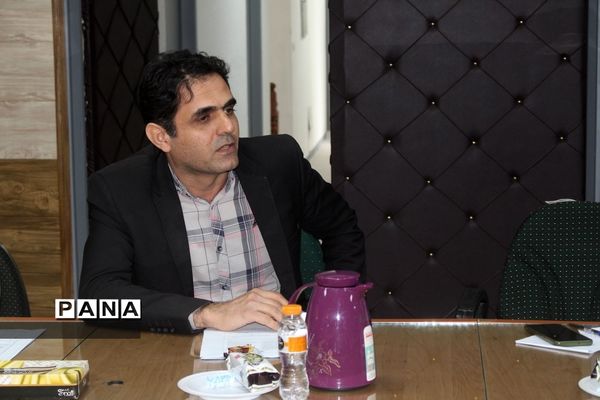 نشست مشترک معاون پرورشی و فرهنگی اداره کل آموزش و پرورش استان بوشهر با تیم بازرسی ستاد مبارزه با مواد مخدر کشور