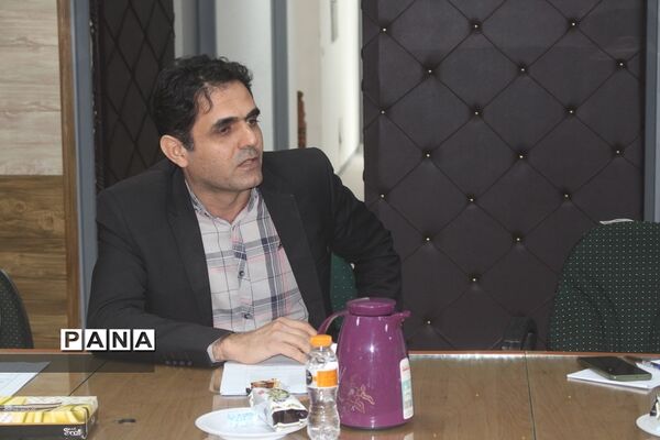 نشست مشترک معاون پرورشی و فرهنگی اداره کل آموزش و پرورش استان بوشهر با تیم بازرسی ستاد مبارزه با مواد مخدر کشور