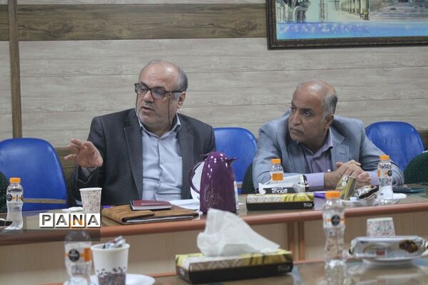نشست مشترک معاون پرورشی و فرهنگی اداره کل آموزش و پرورش استان بوشهر با تیم بازرسی ستاد مبارزه با مواد مخدر کشور