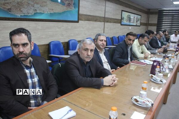نشست مشترک معاون پرورشی و فرهنگی اداره کل آموزش و پرورش استان بوشهر با تیم بازرسی ستاد مبارزه با مواد مخدر کشور