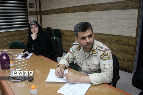 نشست مشترک معاون پرورشی و فرهنگی اداره کل آموزش و پرورش استان بوشهر با تیم بازرسی ستاد مبارزه با مواد مخدر کشور