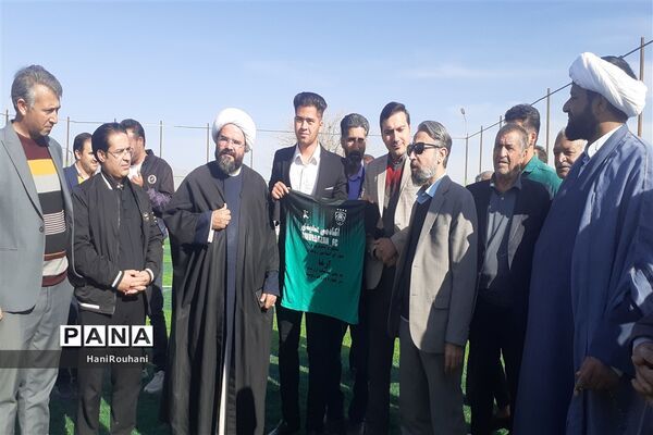 افتتاحیه ی چمن مصنوعی روستای ارغا ی خلیل اباد