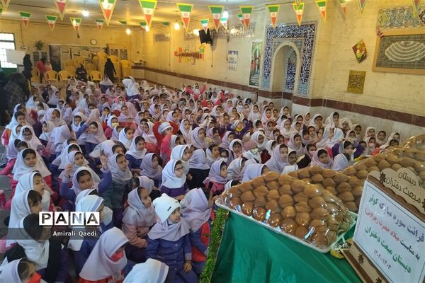 جشن میلاد حضرت زهرا(س) در دبستان های ناحیه 3 شیراز