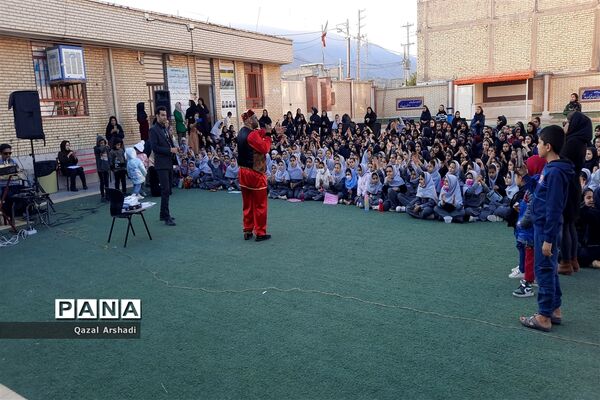 جشن میلاد حضرت زهرا(س) در دبستان های ناحیه 3 شیراز