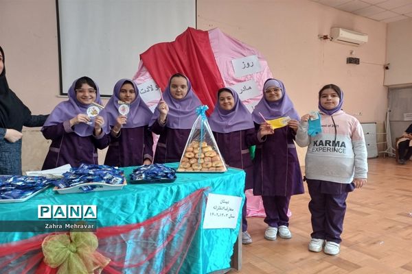 جشن میلاد حضرت زهرا(س) در دبستان معارف 6 ناحیه 3