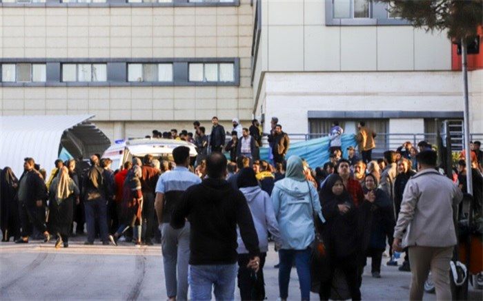 اسامی نهایی ۲۸۴ مجروح حادثه تروریستی کرمان اعلام شد<span style="font-size:0.9rem"><span style="box-sizing:border-box"><span style="line-height:1.7"><span style="color:#212529"><span style="font-family:iran-sans-web"><span style="background-color:#ffffff">