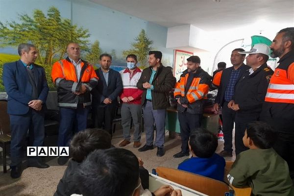 طرح ارتقاء ایمنی و عبور مرور موتور سواران در اشتهارد