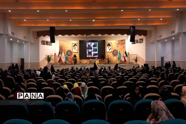 همایش مادر دختری دختران فاطمی و مراسم بزرگداشت شهید سلیمانی
