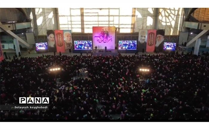 اجتماع دختران دهه نودی  و دهه هشتادی حاج قاسم در مصلای امام خمینی (ره) اصفهان