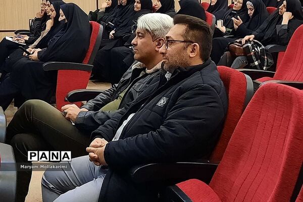 سلسله جلسات نشست‌ با مدیران مناطق ۲۱ گانه شهرستان‌های استان تهران در منطقه دماوند