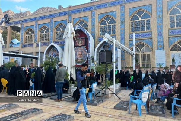 حال و هوای گلزار شهدای کرمان بعد از حادثه تروریستی