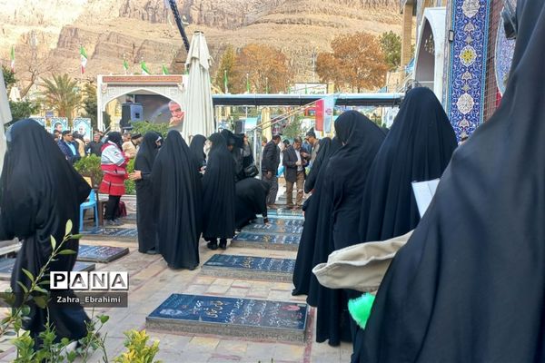 حال و هوای گلزار شهدای کرمان بعد از حادثه تروریستی