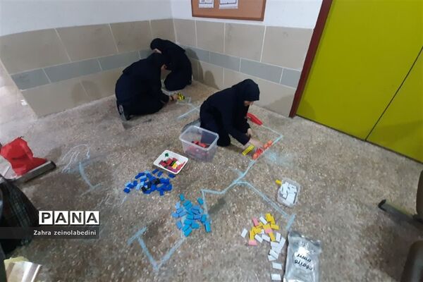 آیین افتتاحیه مسابقات رویش در دبیرستان هیات امنایی بهرام رزمی ناحیه ۱