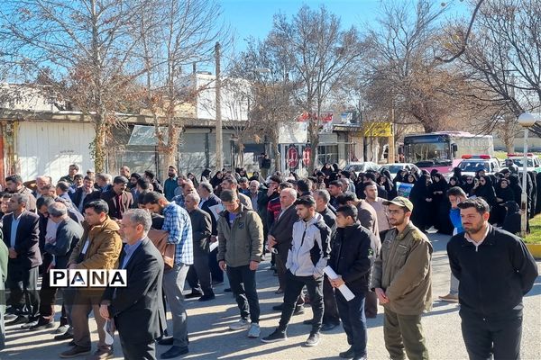 راهپیمایی مردم شهرستان چگنی در محکومیت حادثه کرمان