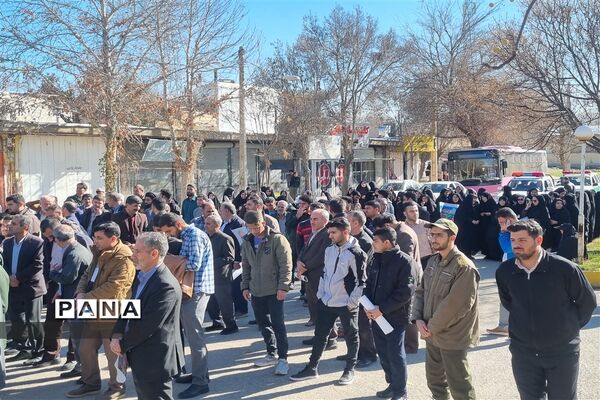 راهپیمایی مردم شهرستان چگنی در محکومیت حادثه کرمان