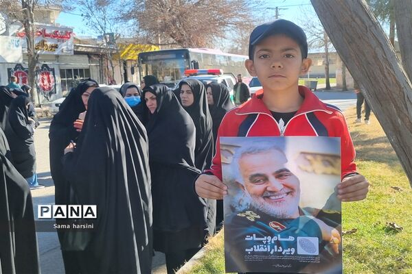 راهپیمایی مردم شهرستان چگنی در محکومیت حادثه کرمان