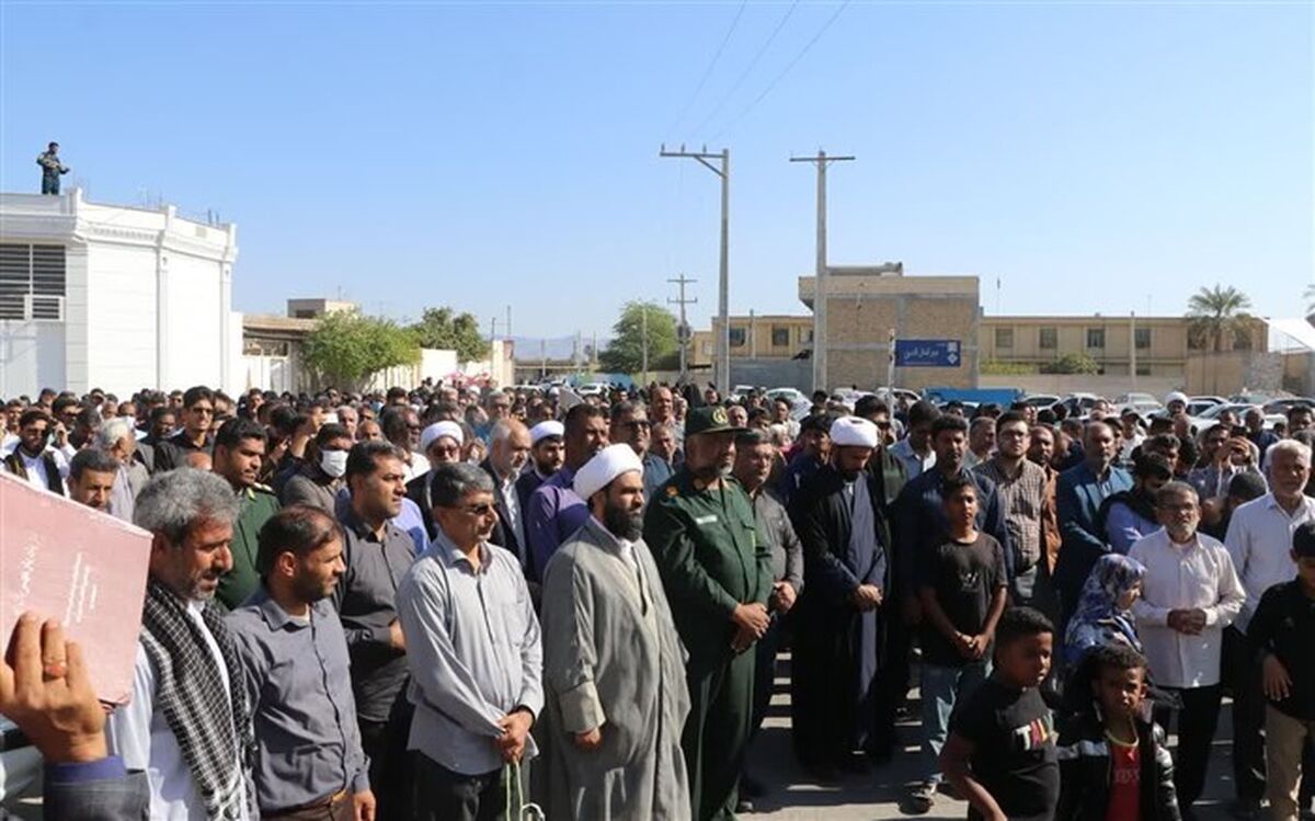 محکومیت جنایت تروریستی کرمان توسط مردم رودان/ فیلم