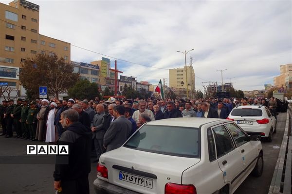 برگزاری نماز جمعه و محکوم کردن جنایت تروریستی کرمان در مصلی پرند