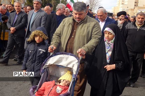 برگزاری نماز جمعه و محکوم کردن جنایت تروریستی کرمان در مصلی پرند