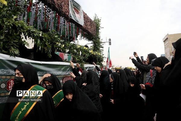 تشییع پیکر دانشجومعلم شهیده فائزه رحیمی