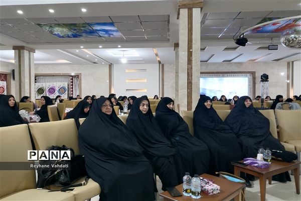 مراسم گرامیداشت مقام زن به همت امور بانوان اداره کل استان خراسان