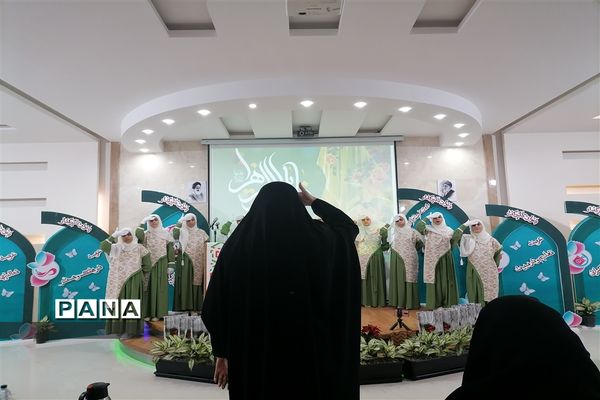 مراسم گرامیداشت مقام زن به همت امور بانوان اداره کل استان خراسان