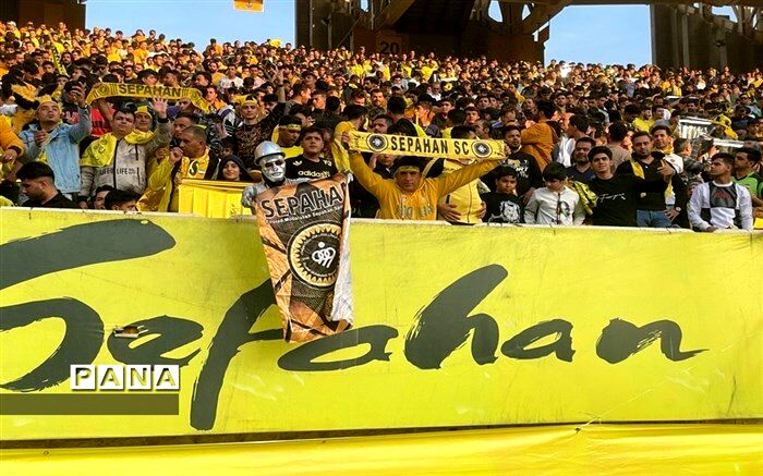 سرپرست باشگاه سپاهان خطاب به خطیر: باید حرف‌هایش را ثابت کند