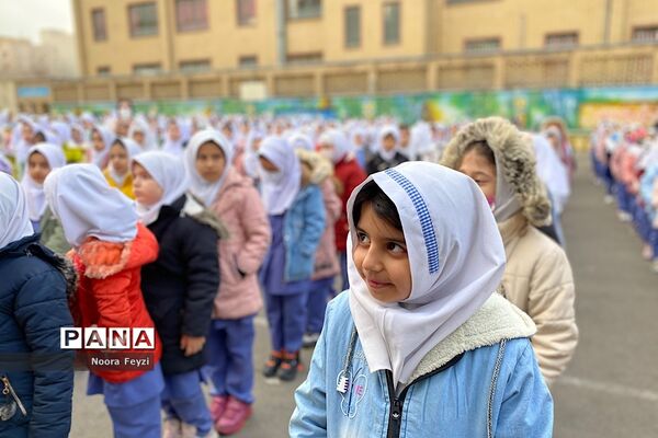 برگزاری صبحگاه مقاومت در دبستان وحید کیهانی ناحیه یک شهرری
