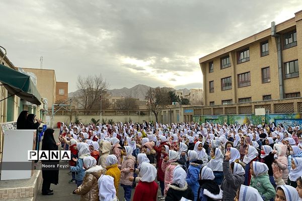 برگزاری صبحگاه مقاومت در دبستان وحید کیهانی ناحیه یک شهرری