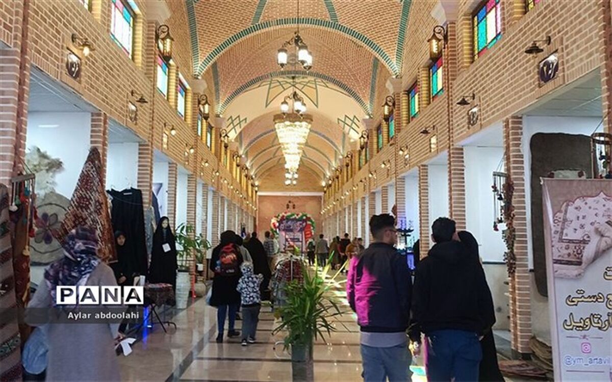 نمایشگاه صنایع‌دستی و دستاوردان کارآفرینان‌ قرچک/فیلم