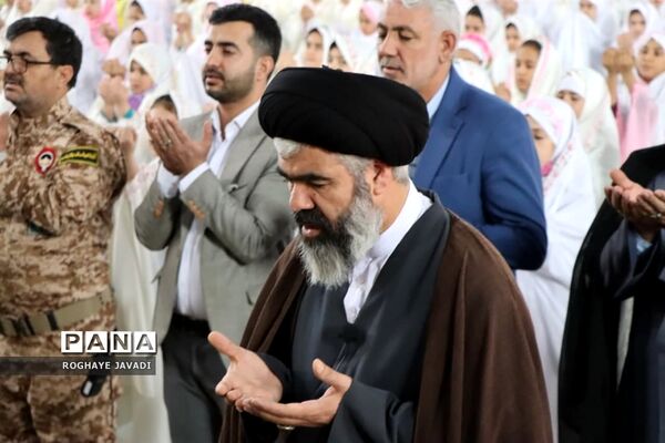 جشن تکلیف 1600 نفری دختران ناحیه یک بهارستان