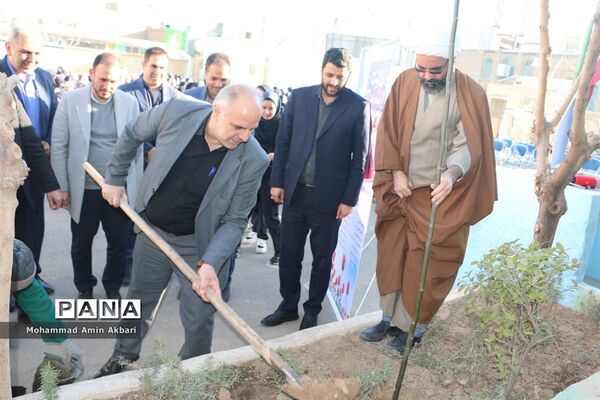 گرامیداشت شهدای دانش‌آموز و شهید دانشجو معلم در حادثه تروریستی گلزار شهدای کرمان