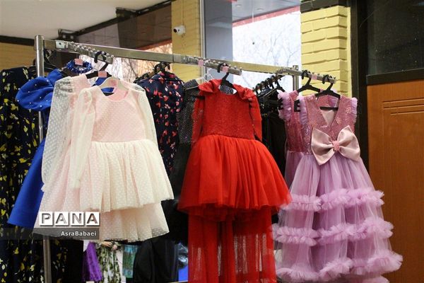 نمایشگاه دستاوردهای هنرستان های دخترانه