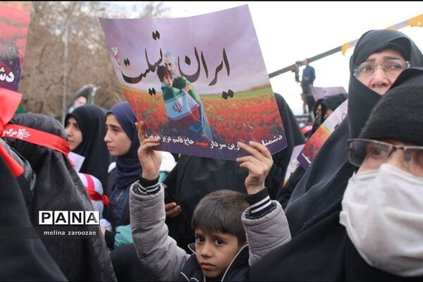تشییع پیکر شهیده مریم قوچانی غروی، شهید حادثه تروریستی کرمان در بلوار امامت  مشهد