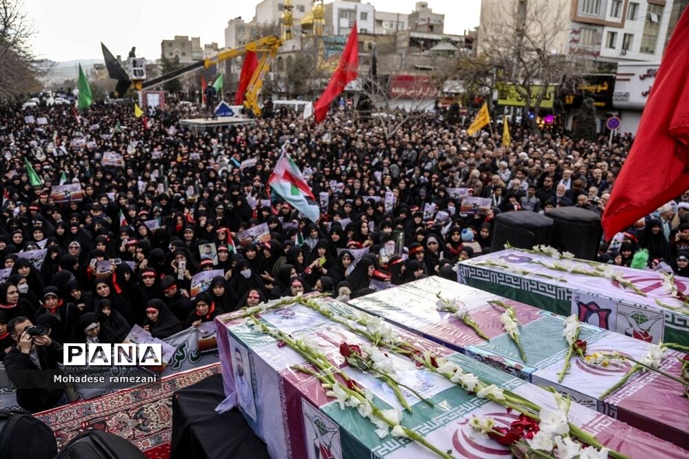 تشییع  شهدای حادثه تروریستی کرمان در مشهد مقدس