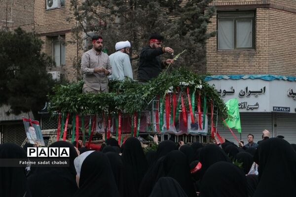 تشییع  شهدای حادثه تروریستی کرمان در مشهد مقدس